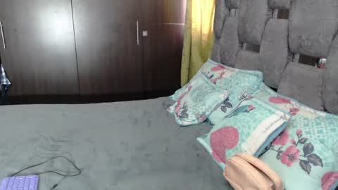 Snapshot of sarahott_1 chatting on July 19, 3:05 pm Lia online show from July 19, 3:05 pm