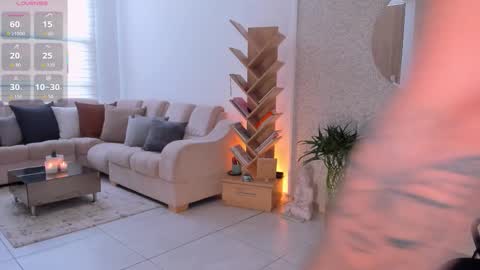 Snapshot of sarahpreston1 chatting on February 2, 2:05 pm Sarah online show from February 2, 2:05 pm