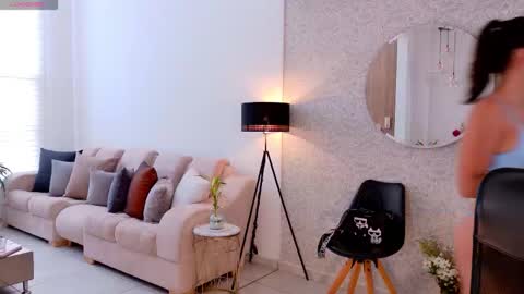 Snapshot of sarahpreston1 chatting on March 26, 5:40 pm Sarah online show from March 26, 5:40 pm