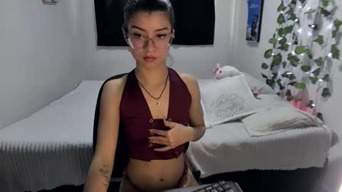 Sarah  online show from February 10, 7:51 pm