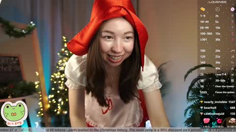 vacation 16-30 of november caucht me in insta online show from December 25, 9:13 am