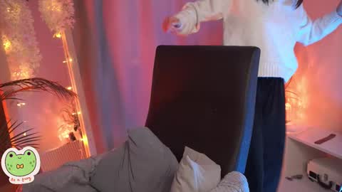 vacation 16-30 of november caucht me in insta online show from March 3, 12:05 pm