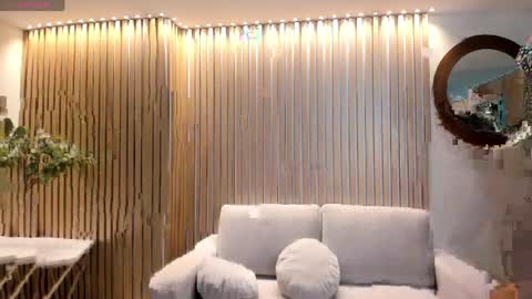 Sarah  independent model online show from April 5, 3:58 am