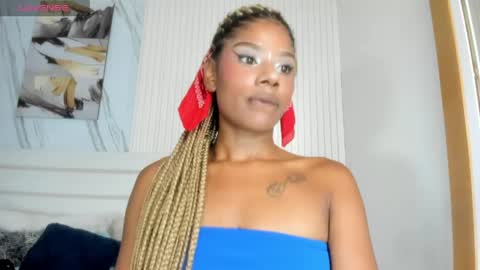 Sara Lewis online show from May 11, 11:05 am