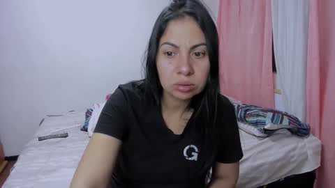 sara luna online show from April 2, 10:29 pm
