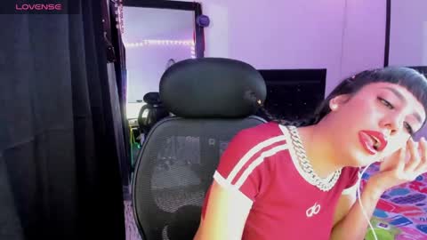 Snapshot of sarapiink chatting on May 20, 4:51 am Sara online show from May 20, 4:51 am