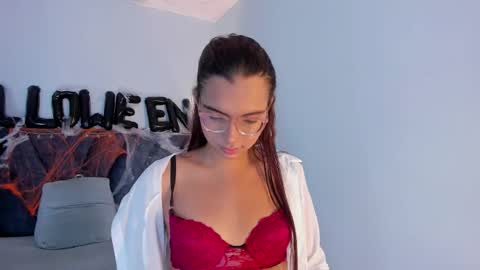 Sara online show from October 20, 8:31 pm