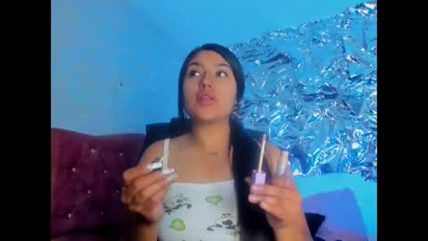 sarastonesx online show from February 6, 5:01 am