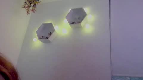 Saray  online show from November 18, 4:17 am