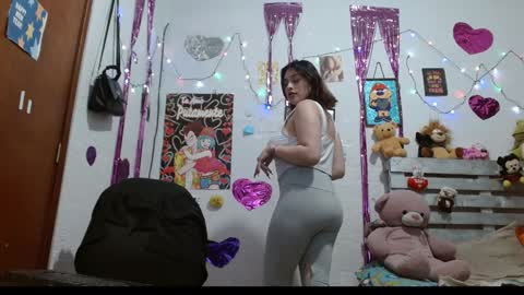 Sara Jimenez online show from December 5, 4:42 am