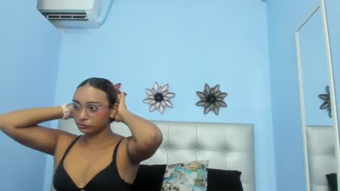 saray_sexy_love online show from April 7, 11:32 am