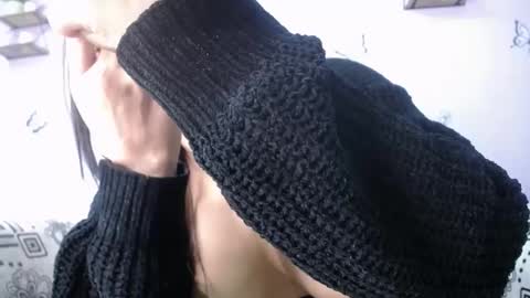 sara online show from January 14, 10:44 pm