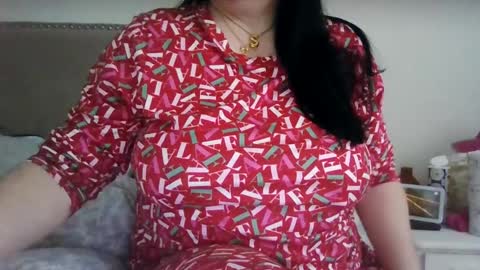 Sara online show from December 20, 3:30 pm