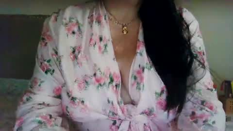 Snapshot of saretta46 chatting on July 5, 2:02 pm Sara online show from July 5, 2:02 pm