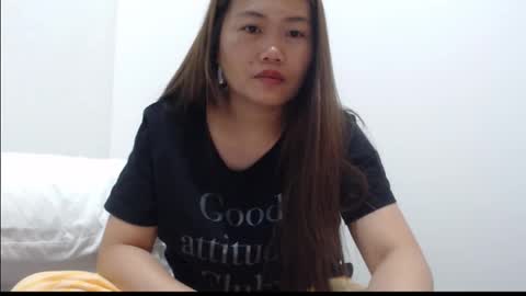 Snapshot of sarisunshine chatting on October 27, 4:49 am Alexa online show from October 27, 4:49 am