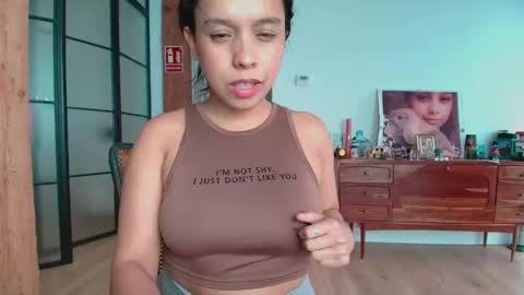 Snapshot of sarita_slovan chatting on October 20, 2:06 pm sarita_slovan online show from October 20, 2:06 pm