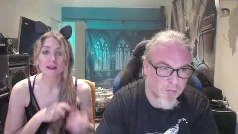 Giselle and Jay online show from October 22, 6:35 am