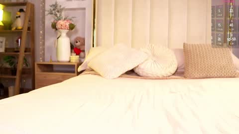 My Name Is Sara C. Welcome online show from February 13, 11:34 pm