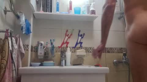 Snapshot of sasha999111 chatting on February 25, 3:05 pm Eldak23 online show from February 25, 3:05 pm