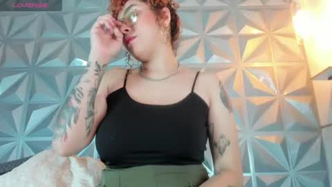 Snapshot of sasha__velvet_ chatting on July 13, 4:59 am Sasha online show from July 13, 4:59 am