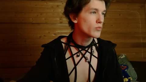 Snapshot of sasha_bb21 chatting on March 28, 8:41 pm sasha_bb21 online show from March 28, 8:41 pm