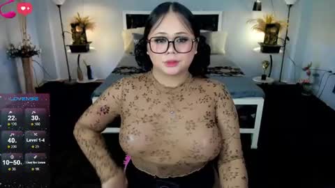 Snapshot of sasha_franz chatting on July 7, 6:45 pm SASHA GIRL online show from July 7, 6:45 pm