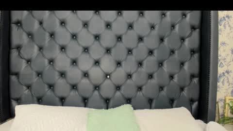 Snapshot of sasha_grey02 chatting on February 15, 7:51 am sasha_grey02 online show from February 15, 7:51 am