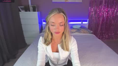 Sasha online show from February 7, 10:13 pm