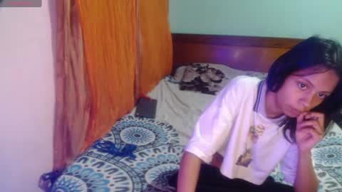 Snapshot of sasha_raven chatting on July 10, 3:22 am sasha_raven online show from July 10, 3:22 am