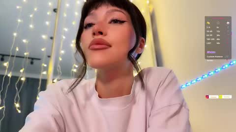 Hi everyone my name is Sasha   online show from January 13, 9:42 pm