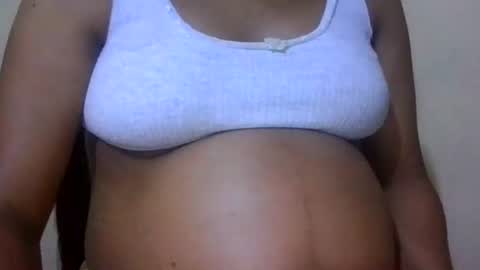 sasha_unlimtd online show from April 5, 4:15 pm