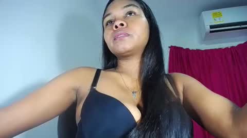 sashabreck1 online show from December 5, 2:42 am