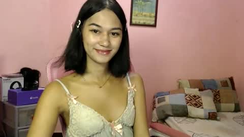 Snapshot of sashafuckss chatting on June 6, 2:49 am Call Me Sasha online show from June 6, 2:49 am