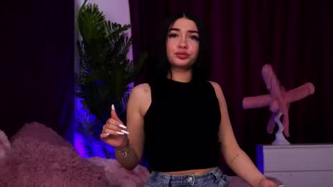 Snapshot of sashalorrenz chatting on April 23, 12:29 pm Sasha online show from April 23, 12:29 pm