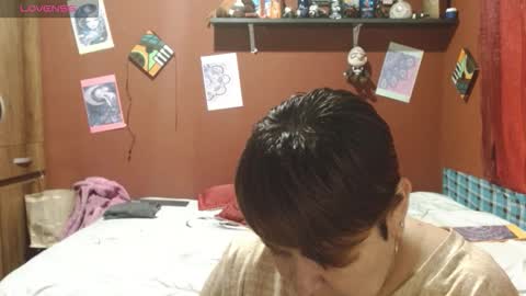 Snapshot of sasharosee2 chatting on October 14, 12:50 pm S A S H A R O S E online show from October 14, 12:50 pm