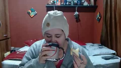 S A S H A R O S E online show from January 19, 12:09 pm