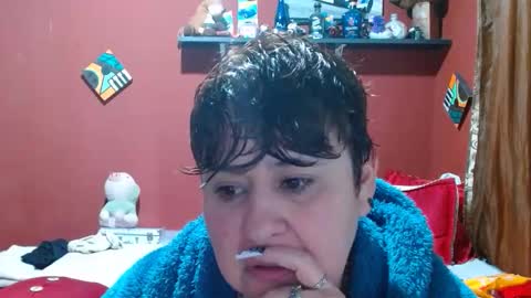 S A S H A R O S E online show from April 17, 11:57 am