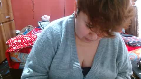 Snapshot of sasharosee2 chatting on May 13, 10:06 pm S A S H A R O S E online show from May 13, 10:06 pm