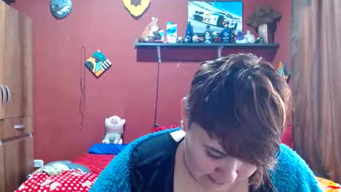 Snapshot of sasharosee2 chatting on May 26, 1:51 pm S A S H A R O S E online show from May 26, 1:51 pm
