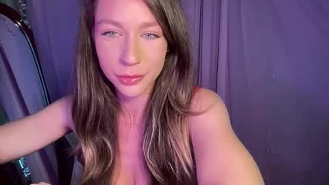 Snapshot of sashasilverxo chatting on April 25, 1:30 am Sasha Silver online show from April 25, 1:30 am