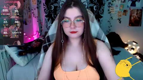 Snapshot of sashasoyyyy chatting on February 13, 3:39 am Sashasoy online show from February 13, 3:39 am