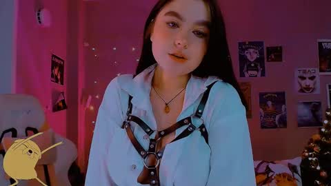 Snapshot of sashasoyyyy chatting on February 24, 5:00 am Sashasoy online show from February 24, 5:00 am