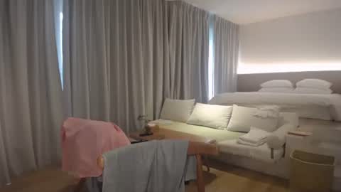 Sasha online show from December 1, 5:34 am