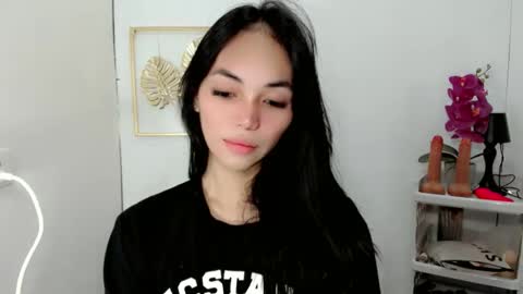 Snapshot of sashifoxdoll_ chatting on September 17, 6:09 pm Sashi online show from September 17, 6:09 pm