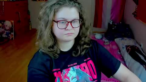 Snapshot of sashy_way chatting on April 19, 6:10 pm .Alexandra online show from April 19, 6:10 pm