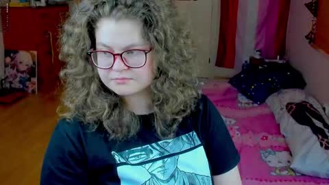 Snapshot of sashy_way chatting on April 28, 4:01 pm .Alexandra online show from April 28, 4:01 pm