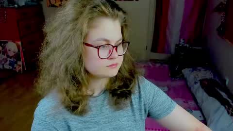 Snapshot of sashy_way chatting on May 31, 11:28 am .Alexandra online show from May 31, 11:28 am