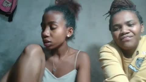 sasivia08 online show from February 2, 1:10 pm