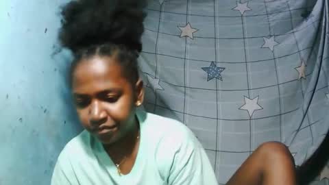 Snapshot of sasivia08 chatting on May 5, 5:10 pm sasivia08 online show from May 5, 5:10 pm