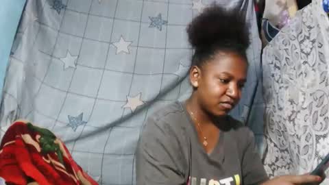 Snapshot of sasivia08 chatting on May 11, 4:15 pm sasivia08 online show from May 11, 4:15 pm